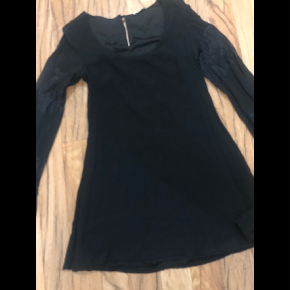TOBI a black lace dress